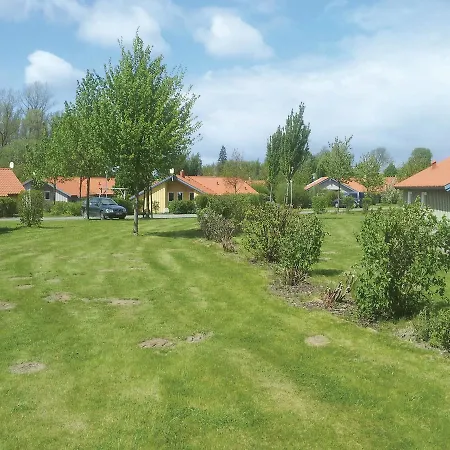 Five-bedroom Holiday In * Gross Mohrdorf