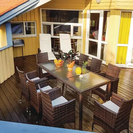 Holiday home Five-bedroom Holiday In *